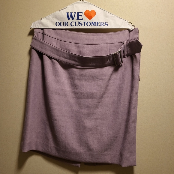 Ladies Anne Klein skirt suit - Picture 3 of 12